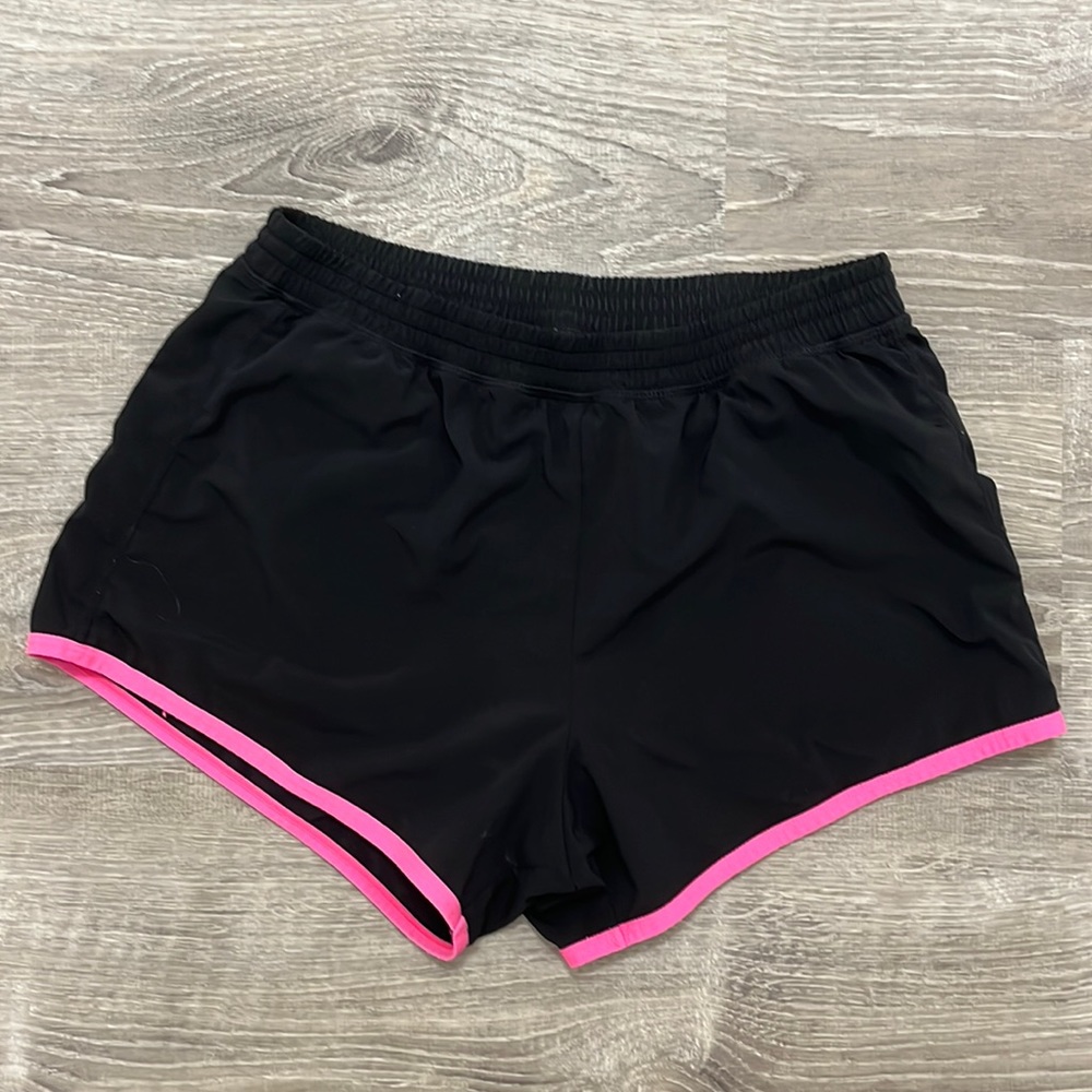 girls black zella shorts